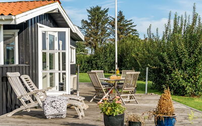 Thit - 90M from the Sea