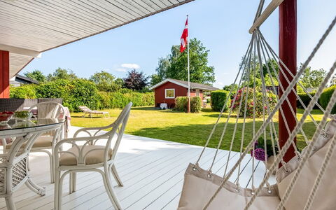 Viktoria - 500M from the Sea: Grass, Grassland, Land Lot, Cottage, Rural Area, Meadow, Garden Buildings, Garden, Shed