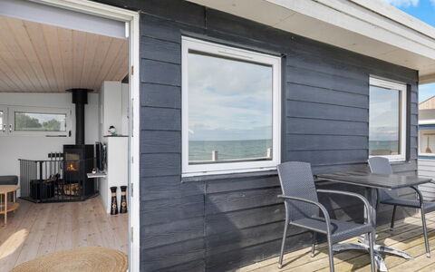 Folkhart - 10M from the Sea: Apartment, Condominium, Estate, Balcony, Villa, Hotel