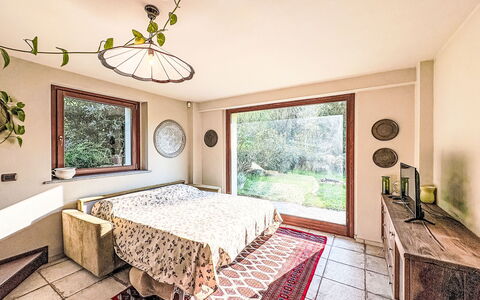 Del Respiro: Interior Design, Furniture, Wall, Floor, Flooring, Bedroom, Bed, Wood, Ceiling, Room
