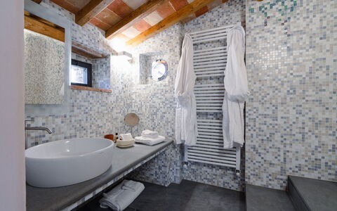 Mensano Old Town Apartment: Wall, Interior Design, Flooring, Plumbing Fixture, Floor, Bathroom, Lighting, Ceiling, Tile, Tap