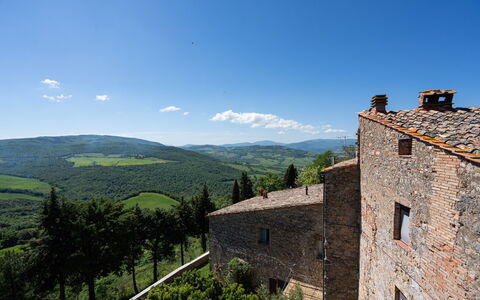 Mensano Old Town Apartment: Landscape, Rural Area, Human Settlement, Village, Stone Wall, Mountain Village, Castle