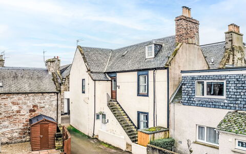 Fishertown Apartment