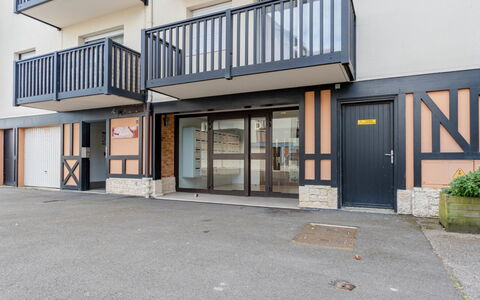 Les Jardins de la Plage: Composite Material, Door, Apartment, Metal, Concrete, Balcony, Paint, Gate, Home Door