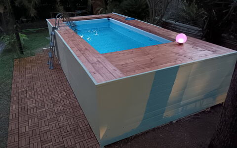 Casa Silvia: Swimming Pool, Composite Material, Leisure, Wood Stain, Design, Hardwood, Backyard