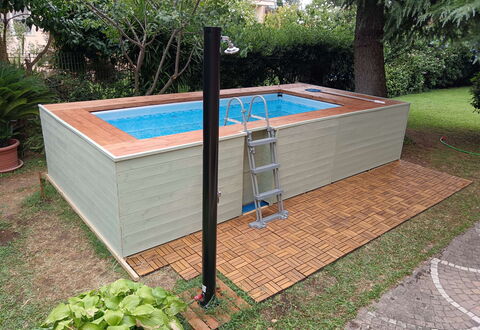 Casa Silvia: Wood, Flooring, Swimming Pool, Floor, Composite Material, Wood Stain, Hardwood, Garden, Backyard, Shade