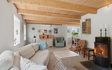 Aarni - 6.5Km from the Sea: Apartment, Condominium, Estate, Balcony, Villa, Hotel