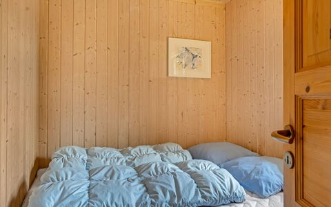 Elviira - 200M from the Sea: Wood, Bedroom, Flooring, Floor, Interior Design, Bed, Bed Sheet, Furniture, Ceiling, Room