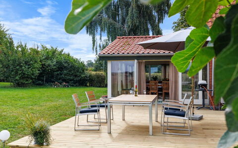 Alisa - 2.5Km from the Sea: Grass, Grassland, Land Lot, Cottage, Rural Area, Meadow, Garden Buildings, Garden, Shed