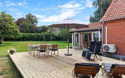 Alisa - 2.5Km from the Sea: Grass, Grassland, Land Lot, Cottage, Rural Area, Meadow, Garden Buildings, Garden, Shed