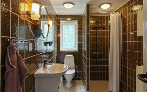 Henrieke - 10Km from the Sea: Bathroom, Plumbing Fixture, Wall, Bathroom Sink, Interior Design, Flooring, Sink, Floor, Ceiling, Tap