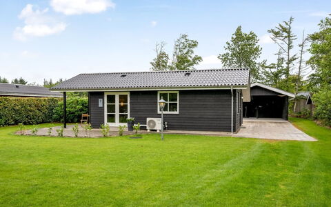 Roland - 200M to the Fjord: Apartment, Condominium, Estate, Balcony, Villa, Hotel