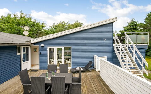 Sami - 600M to the Fjord: House, Roof, Home, Cottage, Shed, Garden Buildings, Siding, Yard, Log Cabin, Hut