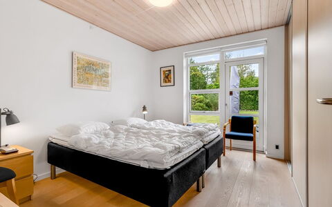 Jyrki - 100M from the Sea: Wood, Interior Design, Bed, Bedroom, Floor, Ceiling, Flooring, Furniture, Home, Bed Sheet