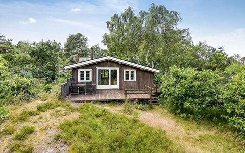 Jarno - 150M from the Sea: Interior Design, Ceiling, Apartment, Flooring, Furniture, Floor, Room, Lighting, Home, Couch