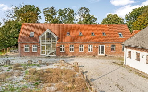 Har - 1.2Km from the Sea: Grass, Grassland, Land Lot, Cottage, Rural Area, Meadow, Garden Buildings, Garden, Shed