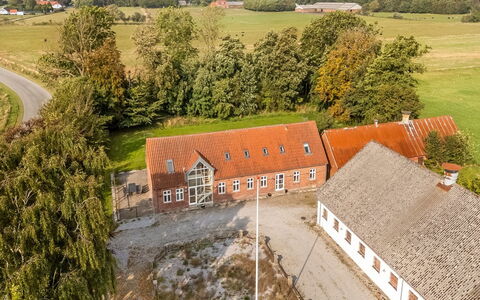 Har - 1.2Km from the Sea: Grass, Grassland, Land Lot, Cottage, Rural Area, Meadow, Garden Buildings, Garden, Shed