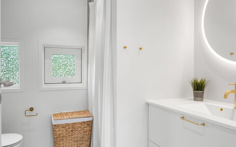 Talvikki - 1.2Km from the Sea: Interior Design, Plumbing Fixture, Flooring, Bathroom, Floor, Bathroom Cabinet, Plumbing, Tap, Home, Mirror
