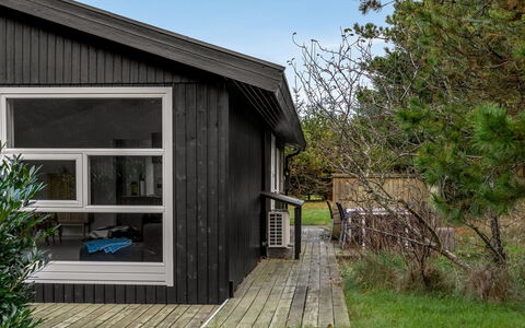 Talvikki - 1.2Km from the Sea: Wood, Home, Porch, Deck, Hardwood, Roof, Wood Stain, Wood Flooring, Eco Hotel