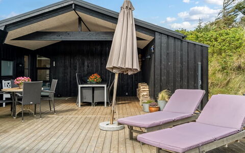 Jannus - 600M from the Sea: Wood, Furniture, Apartment, Room, Ceiling, Wood Stain, Chair, Hardwood, Varnish, Lumber