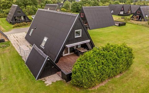 Ernstine: Cottage, Backyard, Yard, Garden Buildings, Shed, Siding, Outdoor Furniture, Log Cabin, Outdoor Structure, Shack