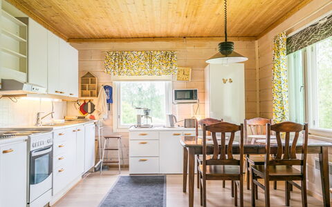 Teerentupa: Interior Design, Furniture, Couch, Flooring, Floor, Room, Ceiling, Living Room, Apartment