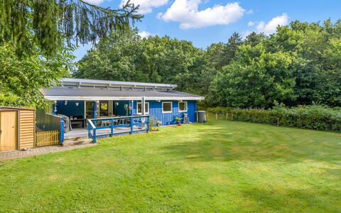 Anne - 30Km from the Sea: Cottage, Shade, Lawn, Farmhouse, Estate, Garden, Meadow, Yard, Garden Buildings, Landscaping