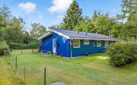 Anne - 30Km from the Sea: Blue, Cottage, Roof, Home, Groundcover, Farmhouse, Lawn, Garden Buildings, Estate, Garden