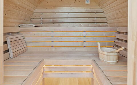 Elvie - 150M from the Sea: Wood, Home, Porch, Deck, Hardwood, Roof, Wood Stain, Wood Flooring, Eco Hotel