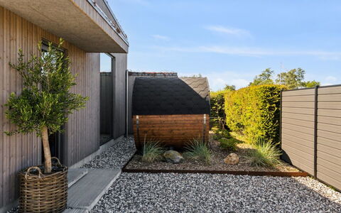 Elvie - 150M from the Sea: Wood, Home, Porch, Deck, Hardwood, Roof, Wood Stain, Wood Flooring, Eco Hotel