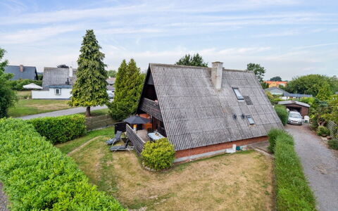 Hildegunda - 280M from the Sea: Apartment, Condominium, Estate, Balcony, Villa, Hotel