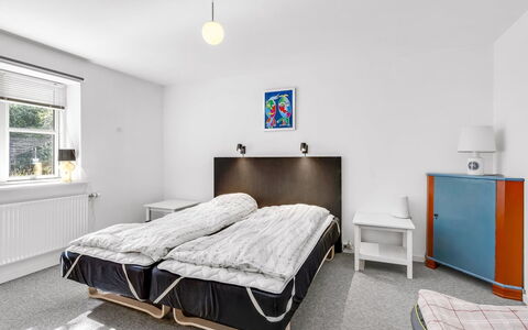 Lutz - 340M from the Sea: Furniture, Bed, Bedroom, Interior Design, Ceiling, Floor, Flooring, Bed Sheet, Bedding, Room