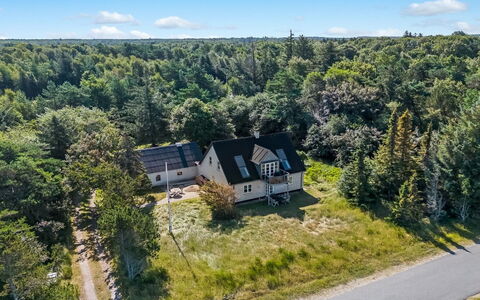 Lutz - 340M from the Sea: Roof, House, Home, Cottage, Siding, Estate, Driveway, Garden Buildings, Yard, Shed