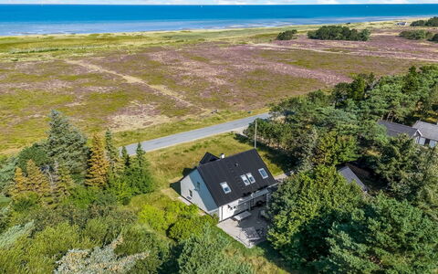 Lutz - 340M from the Sea: Roof, House, Home, Cottage, Siding, Estate, Driveway, Garden Buildings, Yard, Shed