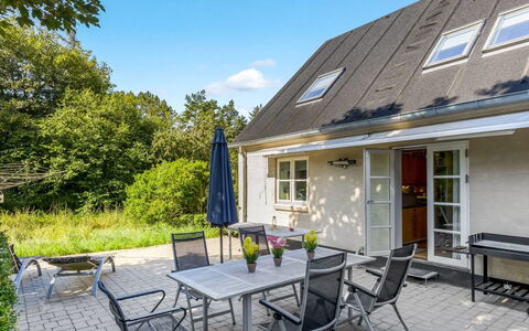 Lutz - 340M from the Sea: Roof, House, Home, Cottage, Siding, Estate, Driveway, Garden Buildings, Yard, Shed