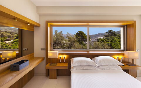 Villantonella: Interior Design, Wood, Ceiling, Bedroom, Home, Bed, Furniture, Flooring, Apartment, Room
