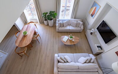 Accommodation:&nbsp;Deservi Elegant Apt. Botticelli