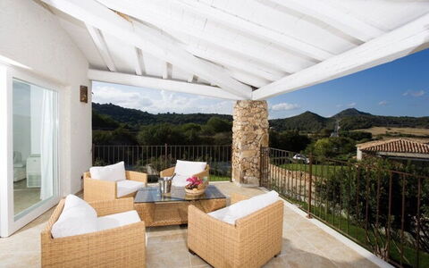 Villa Fico D'india 2: Furniture, Chair, Interior Design, Porch, Floor, Home, Table, Flooring, Outdoor Furniture, Ceiling