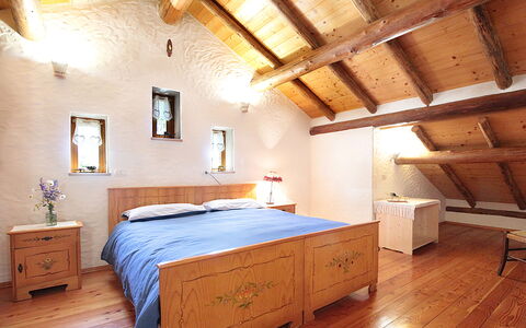 Baita Costa Di Gial: Furniture, Bed, Interior Design, Bedroom, Wall, Flooring, Wood, Floor, Ceiling, Bed Sheet