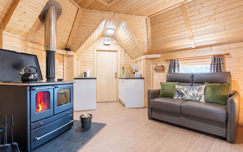 Ballater 101: House, Residential Area, Home, Roof, Composite Material, Estate, Cottage, Shade, Swimming Pool, Villa