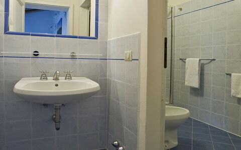 Montalcino 17: Flooring, Floor, Ceiling, Interior Design, Plumbing Fixture, Bathroom, Tile, Composite Material, Room