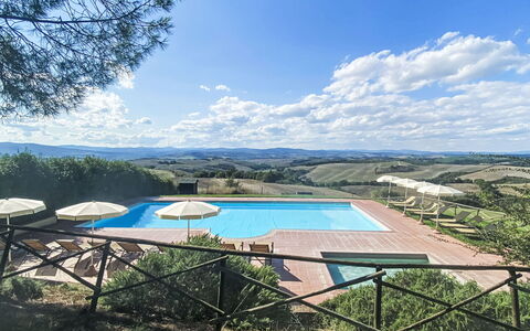 Accommodation:&nbsp;Torrenieri 17.1