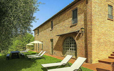 Accommodation:&nbsp;Monteroni 17.5