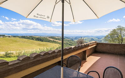Accommodation:&nbsp;Torrenieri 17.1