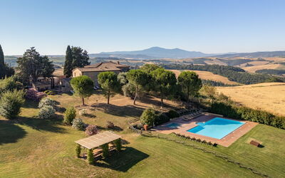 Accommodation:&nbsp;Torrenieri 17.1