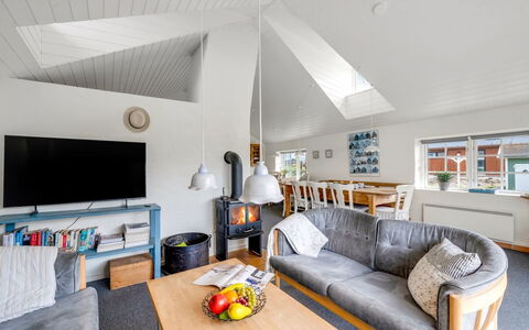Reinhard - from the Sea: Interior Design, Furniture, Flooring, Wood, Ceiling, Couch, Floor, Living Room, Room, Home