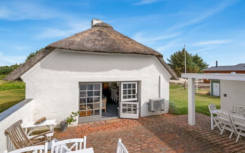 Reinhard - from the Sea: Cottage, Backyard, Yard, Garden Buildings, Shed, Siding, Outdoor Furniture, Log Cabin, Outdoor Structure, Shack