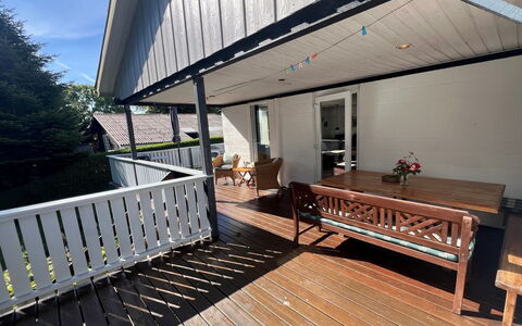 Elja - 400M from the Sea: Roof, House, Home, Cottage, Door, Siding, Deck, Porch, Plank, Hardwood