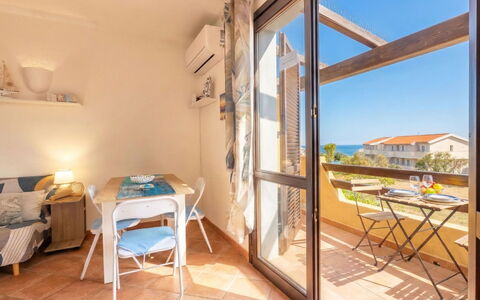 Angela House: Apartment, Balcony, Outdoor Furniture, Hotel