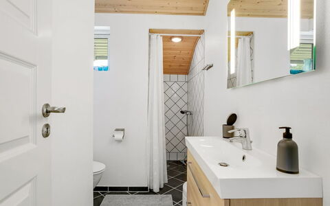Aleth - 800M from the Sea: Roof, House, Home, Cottage, Door, Siding, Deck, Porch, Plank, Hardwood